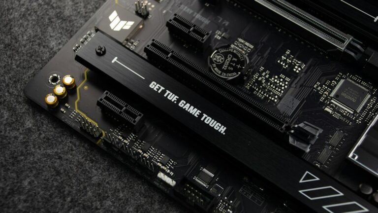 Огляд ASUS TUF Gaming B550M-Plus: Micro-ATX лідер Огляд ASUS TUF Gaming B550M-Plus: Micro-ATX лідер
