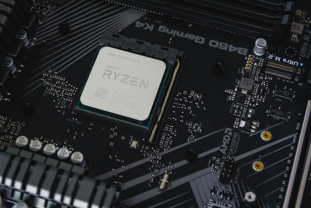 Ryzen 7 7800X3D: X670/X870 vs B650 – яка плата краще